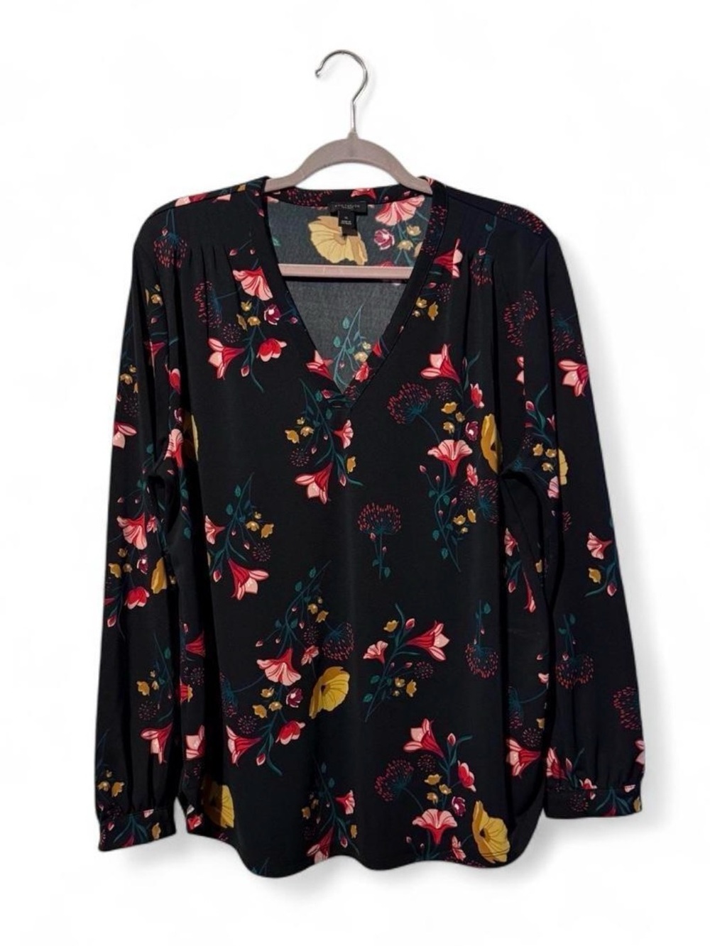 Ann Taylor Factory Floral V-Neck Blouse (Size XL)